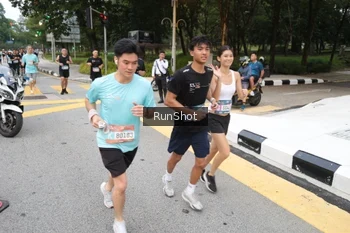 Runner Photo 4252105