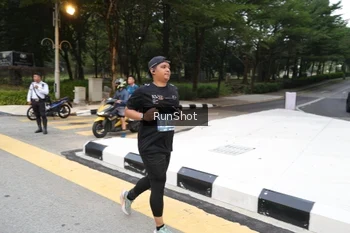 Runner Photo 4252112