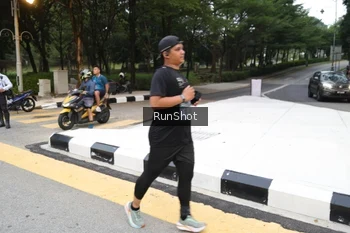 Runner Photo 4252115