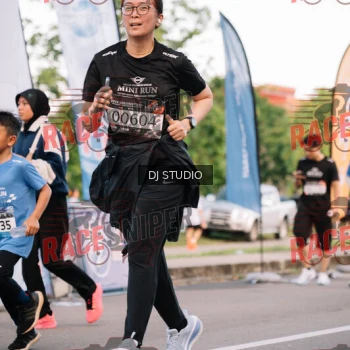 Runner Photo 425212