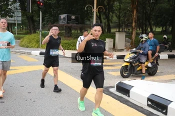 Runner Photo 4252124