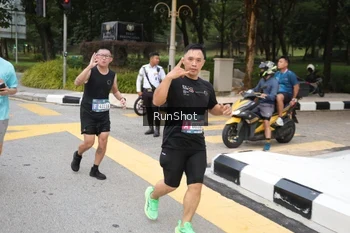 Runner Photo 4252131