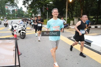 Runner Photo 4252145