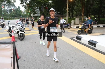 Runner Photo 4252150