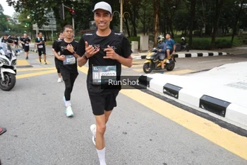 Runner Photo 4252154