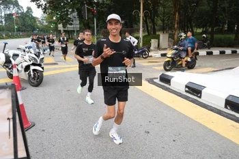 Runner Photo 4252155