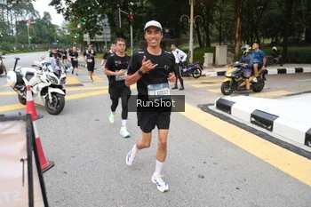 Runner Photo 4252163