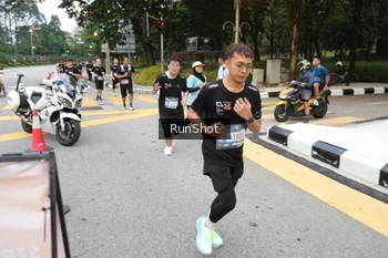 Runner Photo 4252170