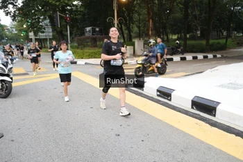Runner Photo 4252229