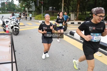 Runner Photo 4252274