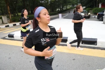 Runner Photo 4252278