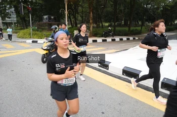 Runner Photo 4252283