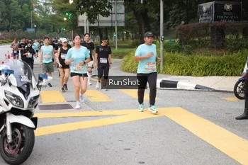 Runner Photo 4252299