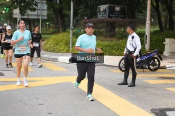 Runner Photo 4252301