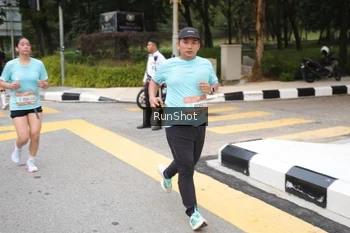 Runner Photo 4252311