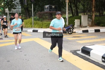 Runner Photo 4252314