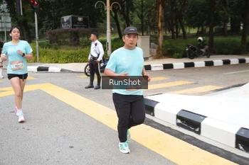 Runner Photo 4252318