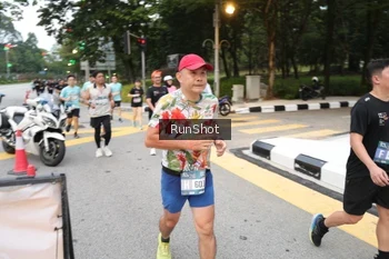 Runner Photo 4252418