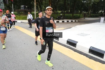 Runner Photo 4252419