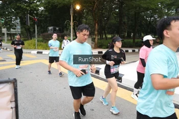 Runner Photo 4252470