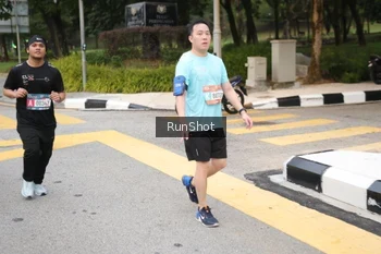 Runner Photo 4252473