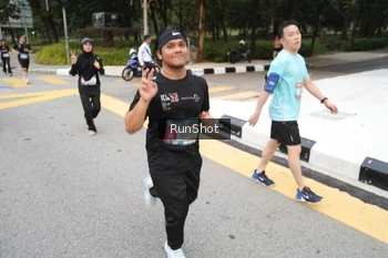 Runner Photo 4252479