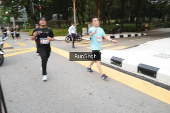 Runner Photo 4252483