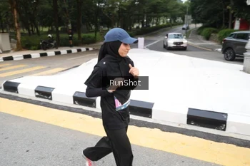 Runner Photo 4252501