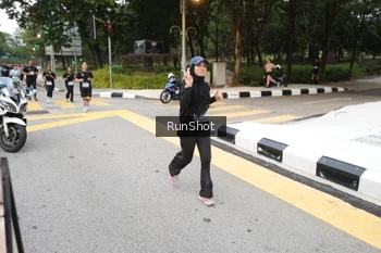 Runner Photo 4252502