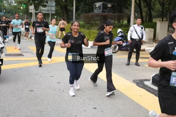 Runner Photo 4252523