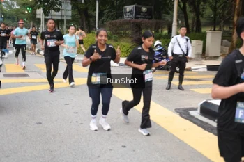 Runner Photo 4252524