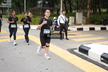 Runner Photo 4252527