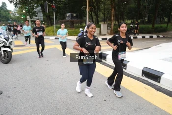 Runner Photo 4252537