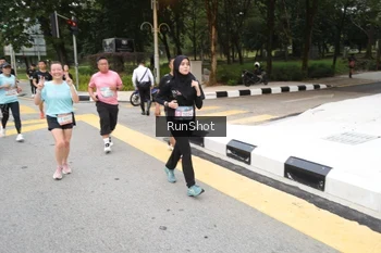 Runner Photo 4252647
