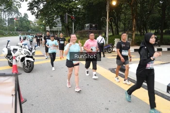 Runner Photo 4252652