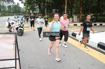 Runner Photo 4252657