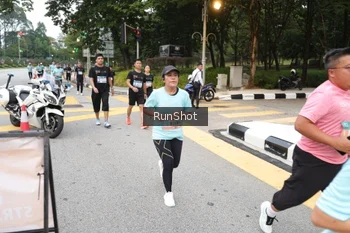 Runner Photo 4252659