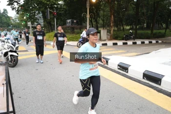 Runner Photo 4252661