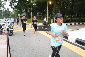 Runner Photo 4252663