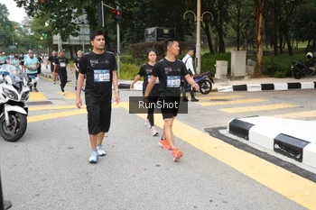 Runner Photo 4252675