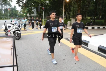 Runner Photo 4252686