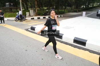 Runner Photo 4252697