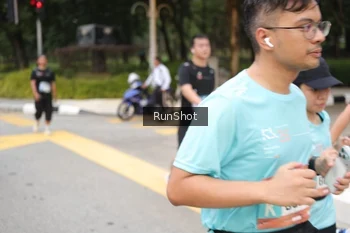 Runner Photo 4252759