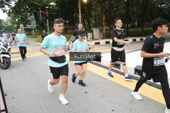 Runner Photo 4252763