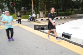 Runner Photo 4252772