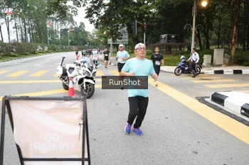 Runner Photo 4252778