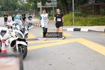 Runner Photo 4252800
