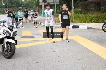 Runner Photo 4252811