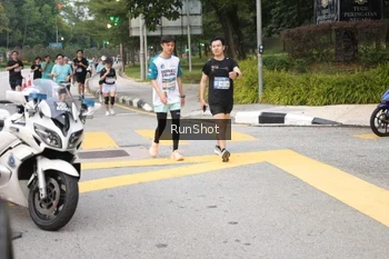 Runner Photo 4252814