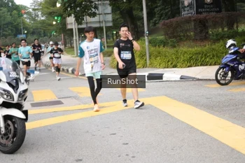 Runner Photo 4252817